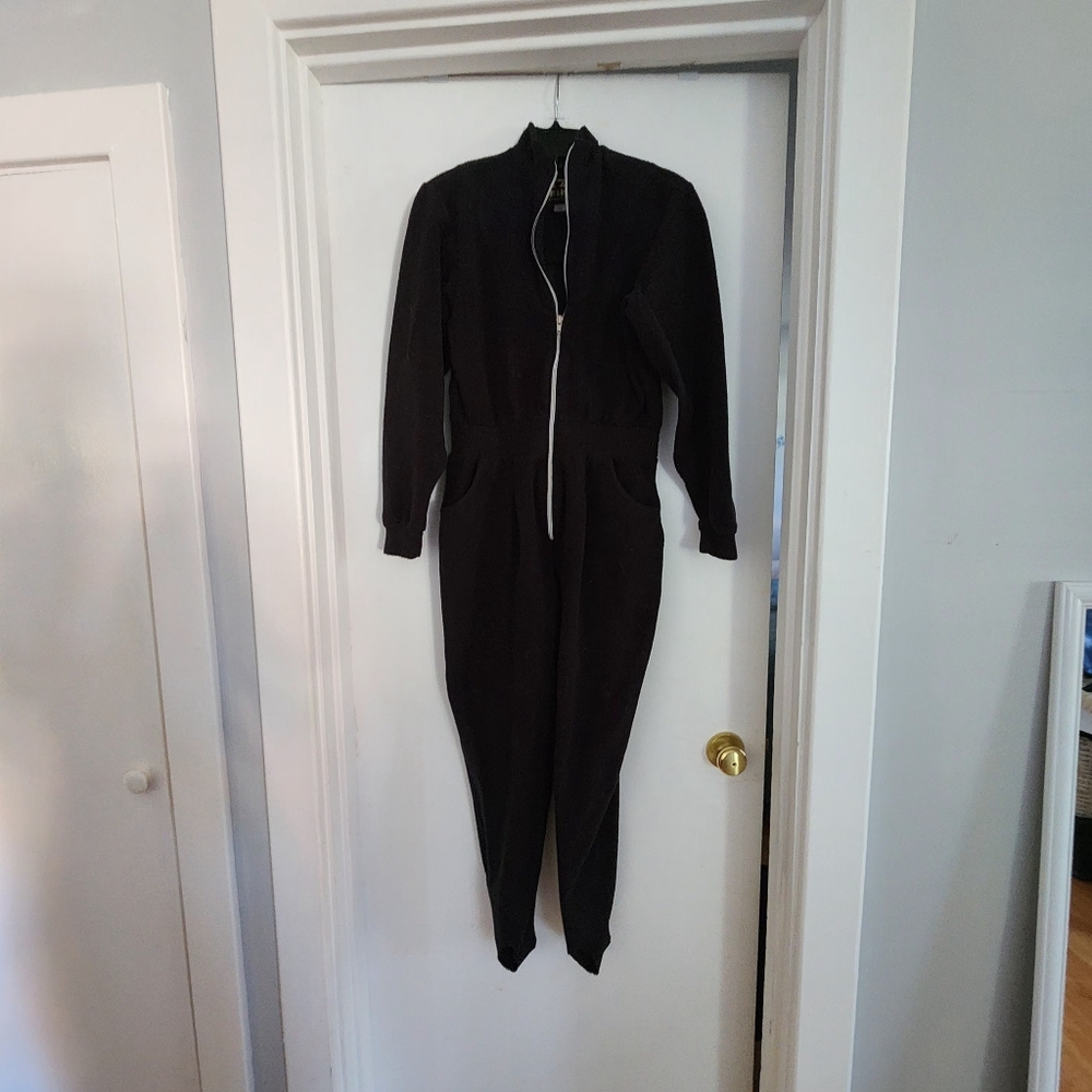 Sunice Black Onsie Thermal Wear